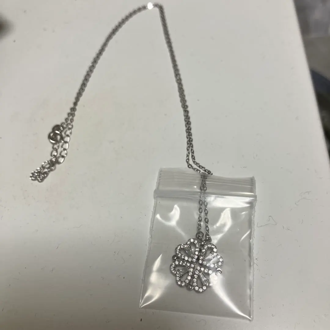 2026年最新】グッチ クローバー ネックレスの人気アイテム - メルカリ