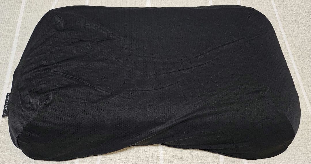 ヒツジのいらない枕　~プレミアムブラックレーベル~　《美品》《中古》