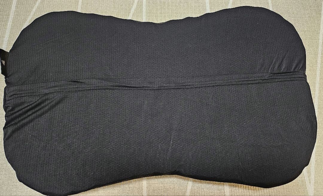 ヒツジのいらない枕　~プレミアムブラックレーベル~　《美品》《中古》