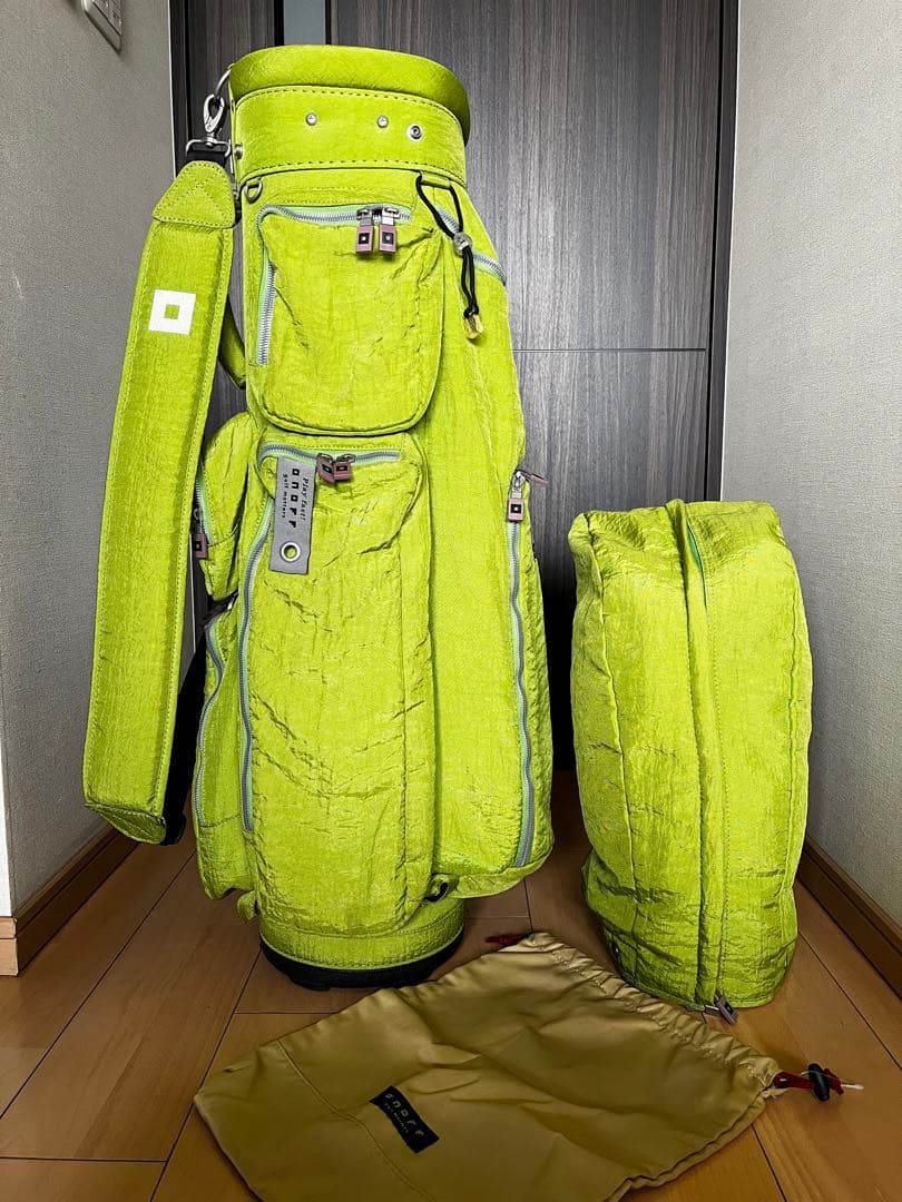 専用　美品ONOFF オノフ キャディバッグ 9型　軽量コンパクト　レディース ONOFF（オノフ） キャディバッグ OB0225 2025年モデル 男女兼用 9型 47