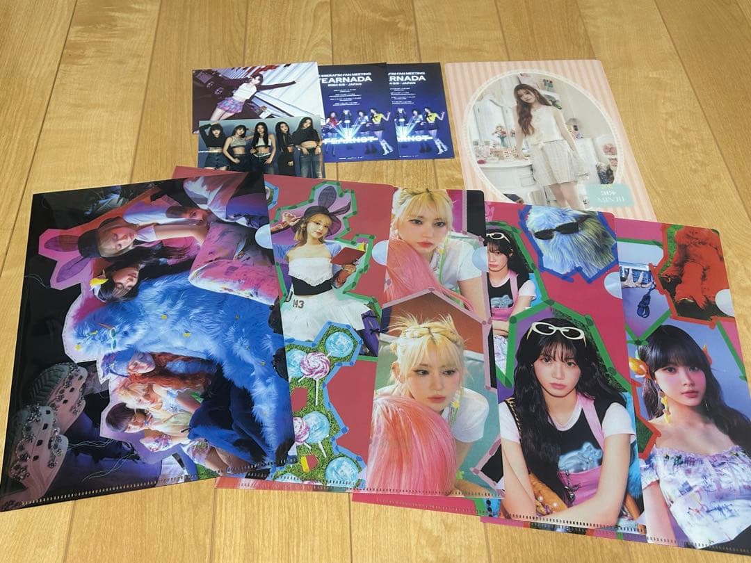 ルセラフィム クリアファイル ポストカード - メルカリ