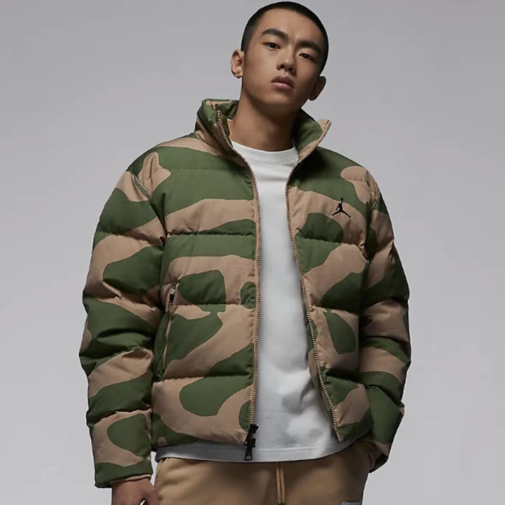 新品未使用 M ジョーダン Jordan ダウンジャケット 緑 カモフラ 迷彩