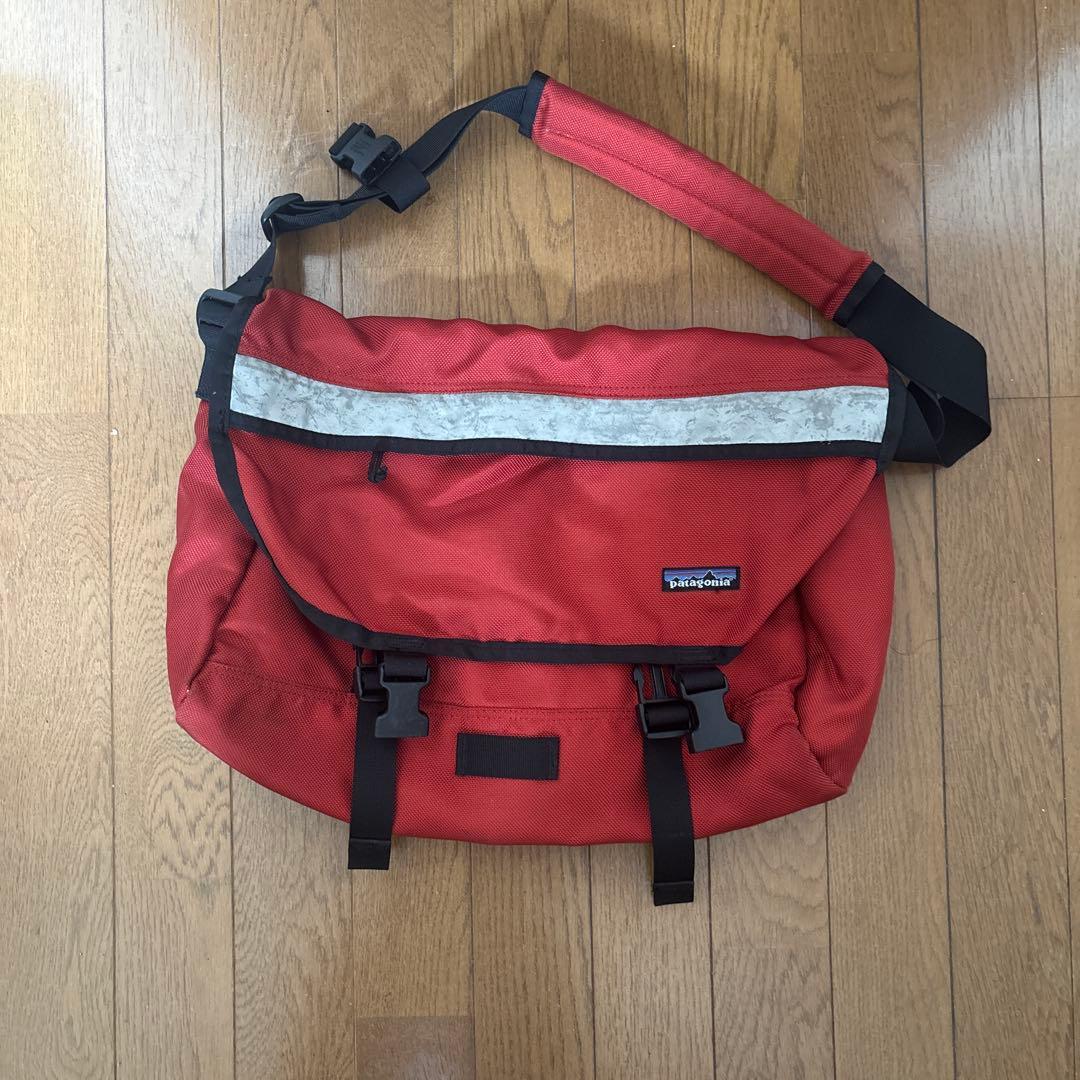 00s Patagonia Half Mass Messenger Bag