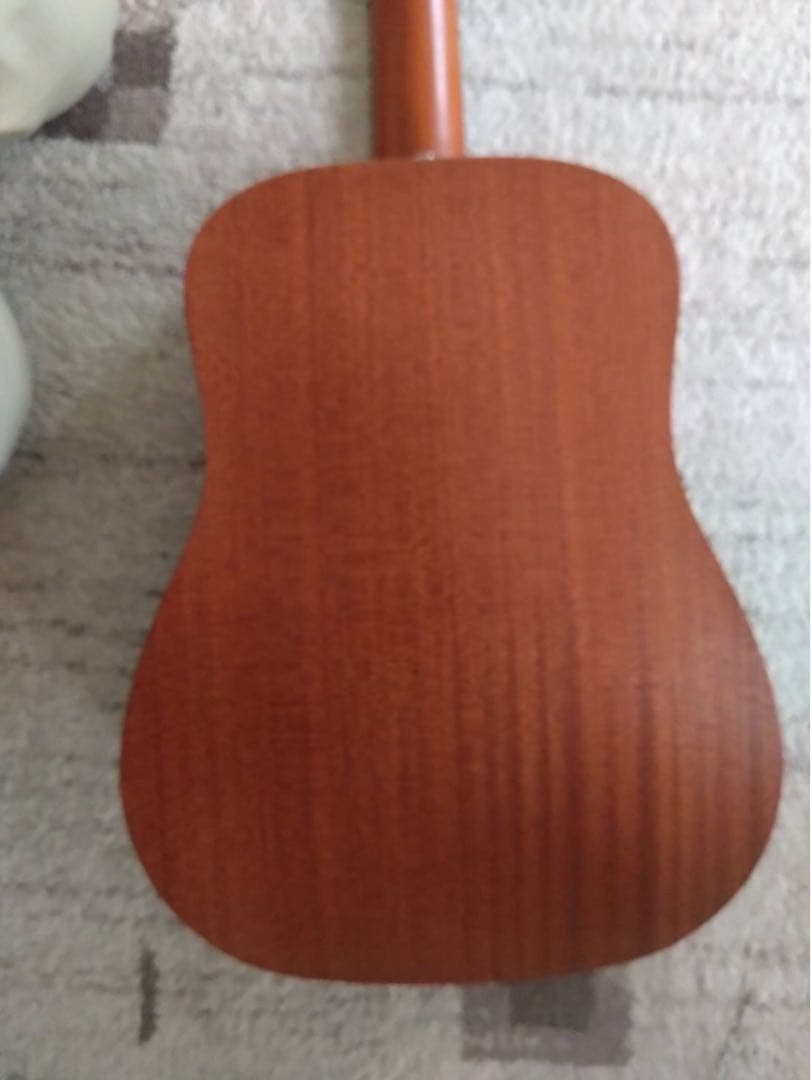 ギター Taylor Swift Baby Taylor -e