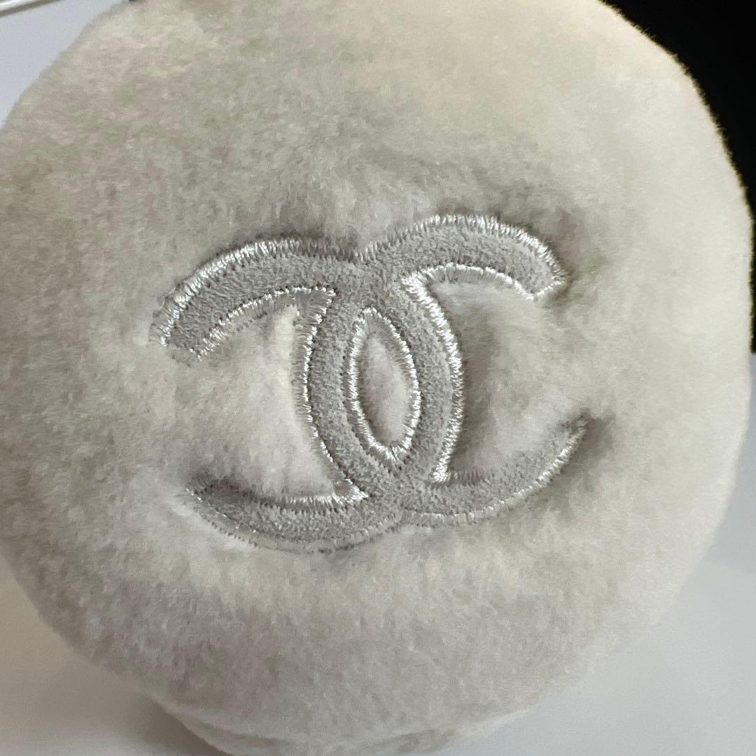 新品未使用】 CHANEL 耳あて イヤーマフ ccマーク シャネル ホワイト