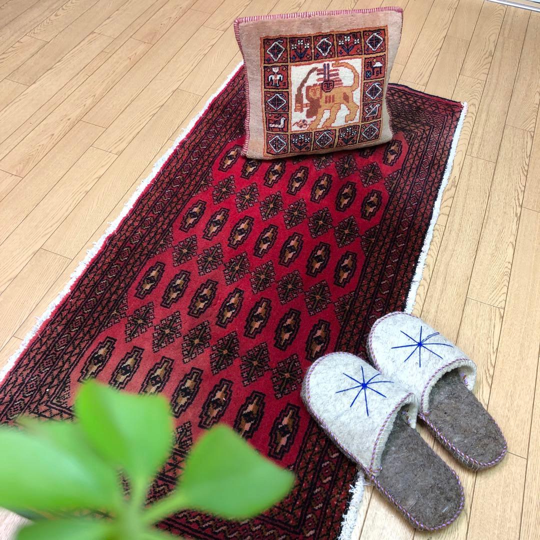 ペルシャ絨毯 ヴィンテージラグ 132×62cm 手織り オールドpersia オールドキリム ペルシャ絨毯 ラグ カーペット 敷物 ヴィンテージ