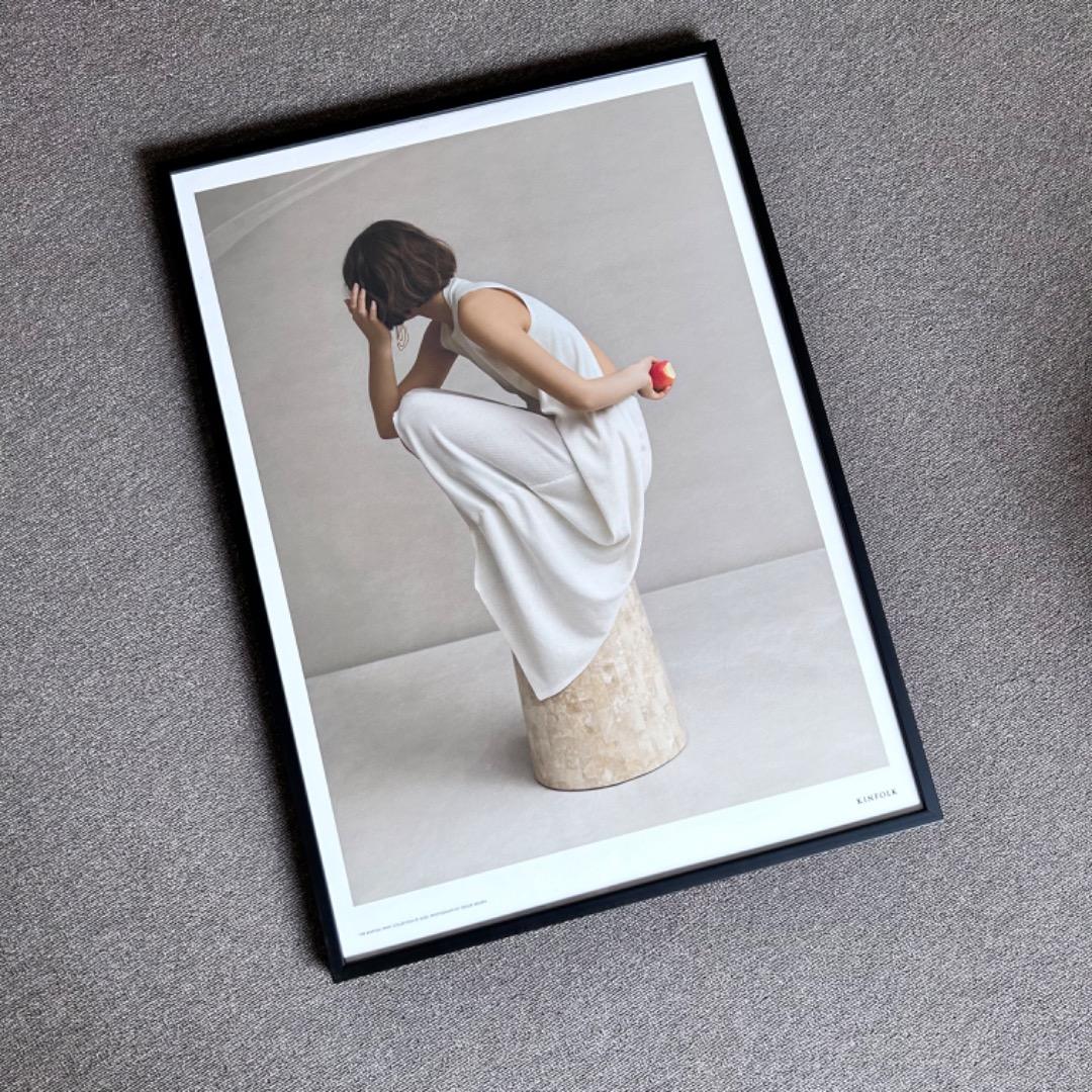 ALIUM × Kinfolk ポスター フレーム付 Podium * Kinfolk_x_Alium_Cecilie_Jegsen