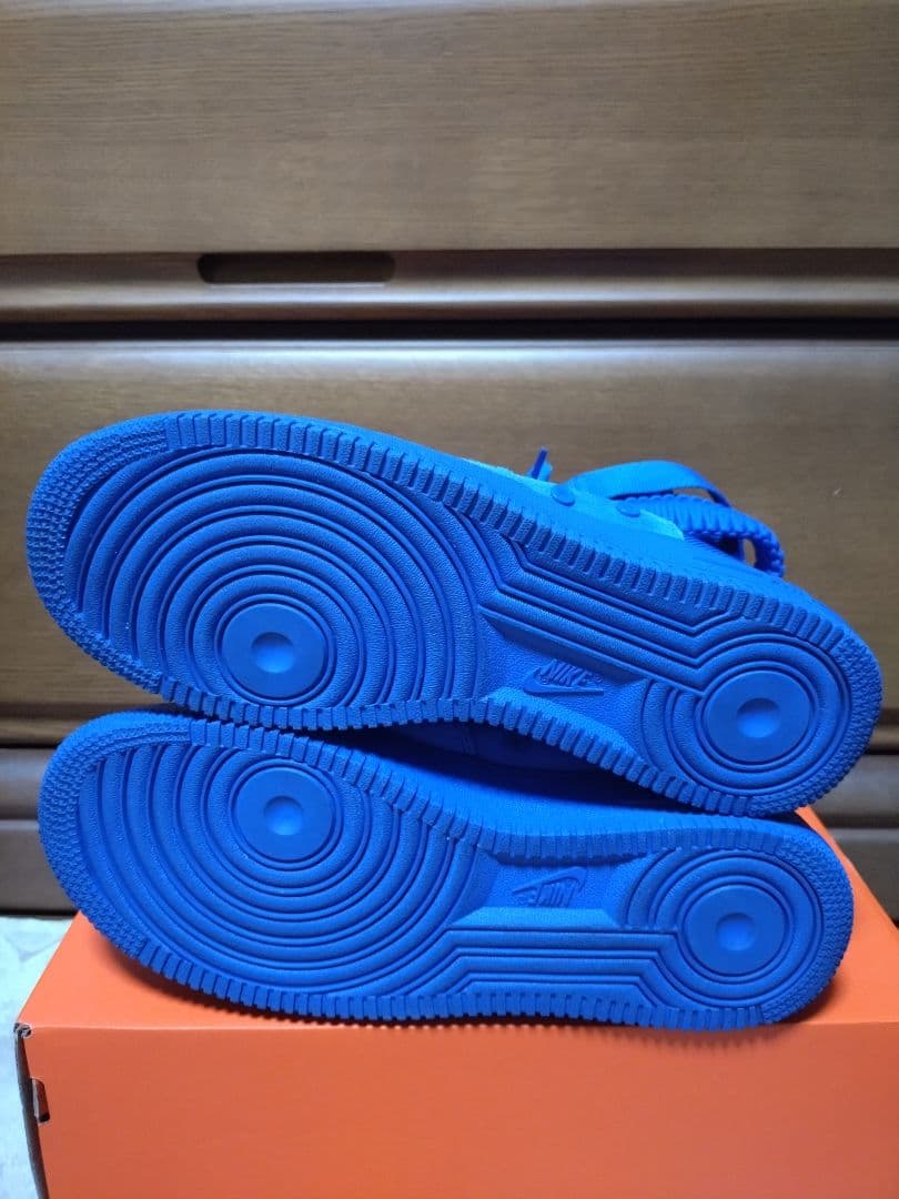 \"ナイン\"NIKEエアフォース1スペシャルフィールド青