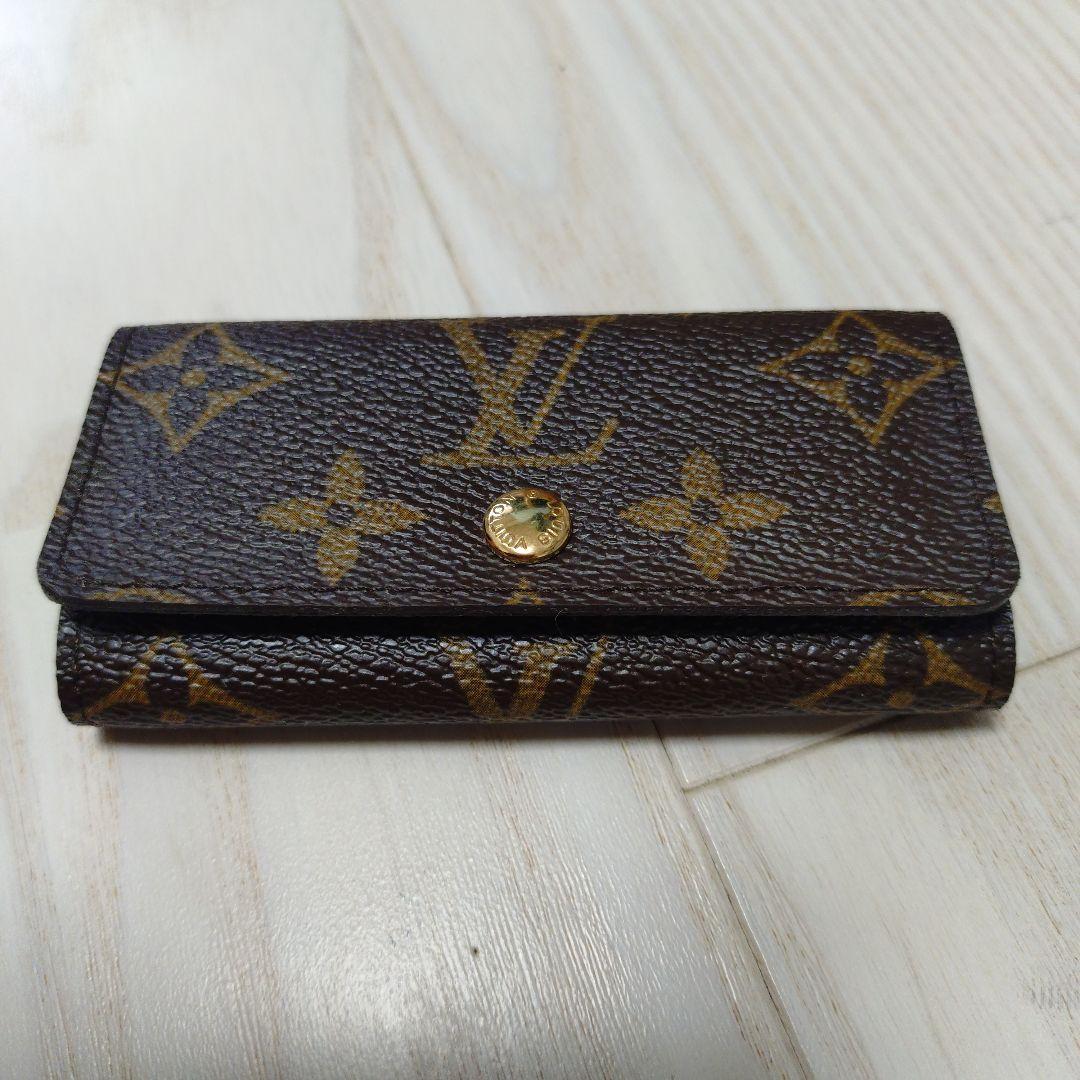 《新品　箱つき》ルイ・ヴィトン　4連キーケース