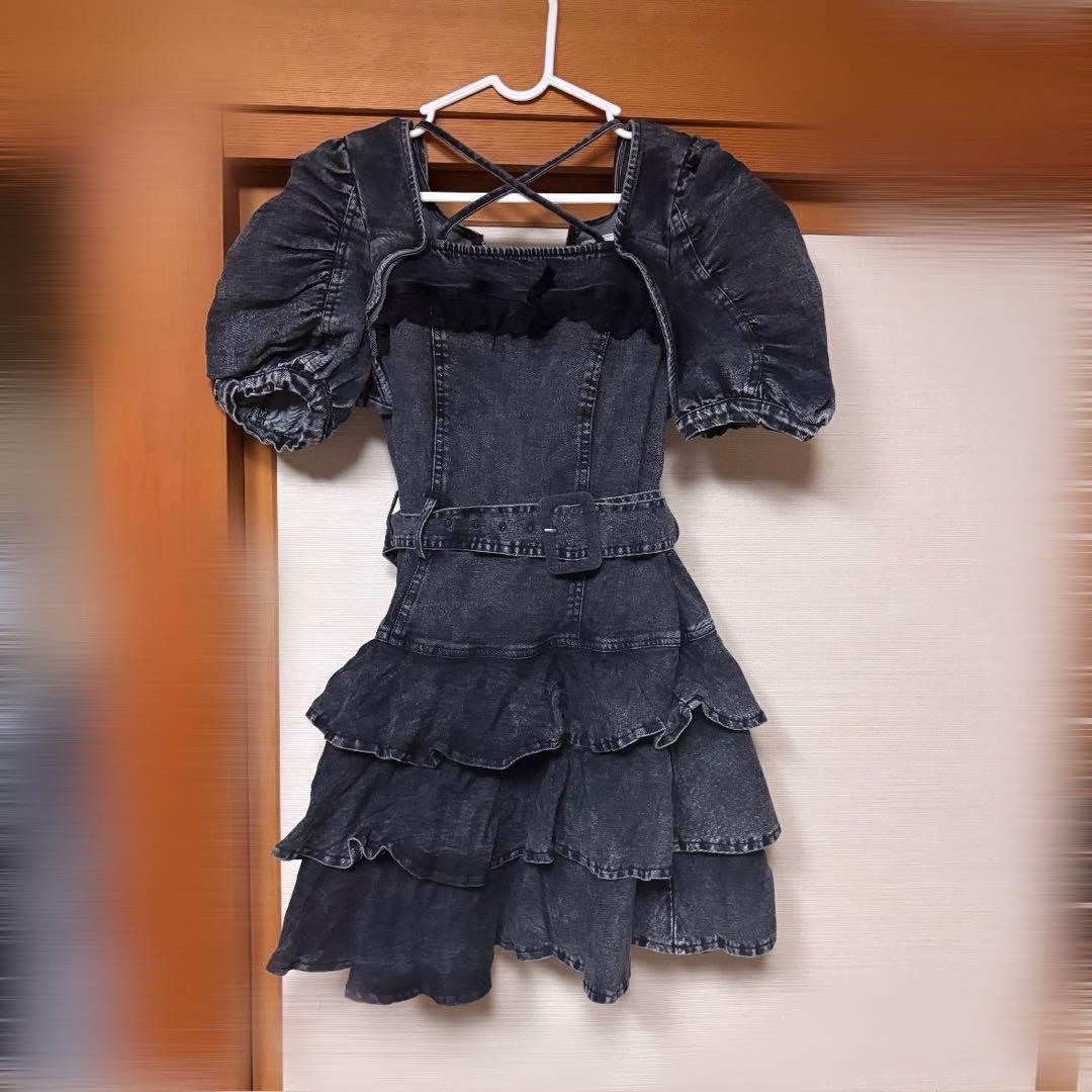 pium ティアードフリルミニワンピース - メルカリ