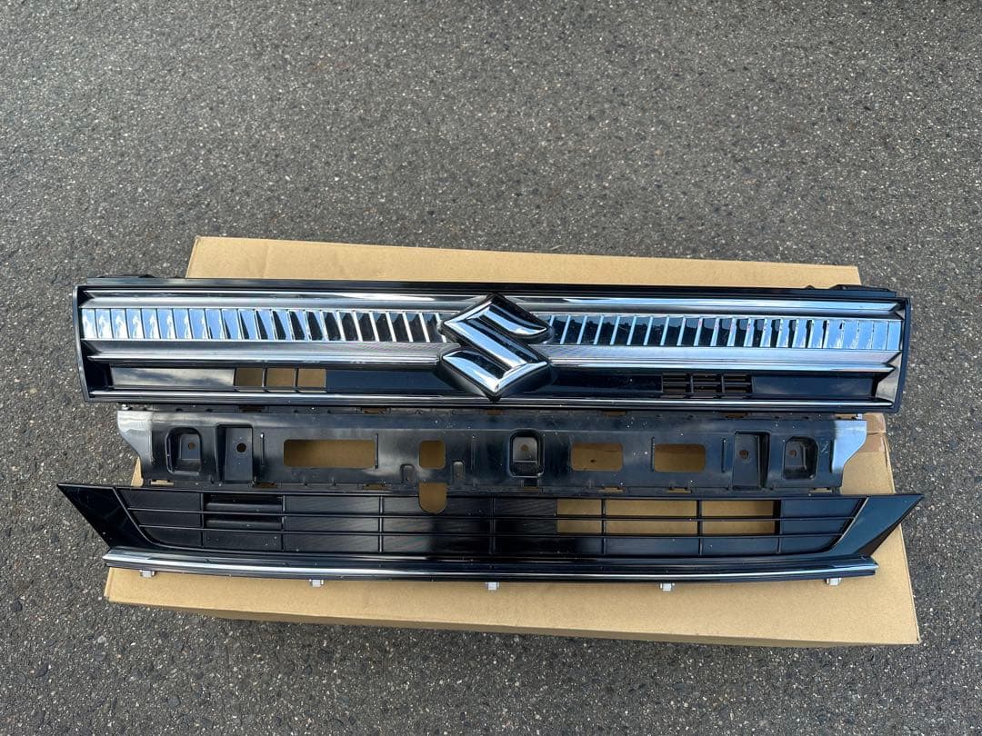 MH55S ワゴンR ラジエーターグリル 71740-63R20-KAY スズキ | Shop at