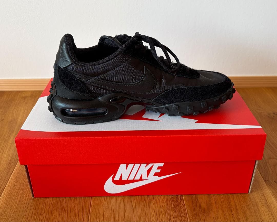 週末値下げ ナイキ（NIKE）エア マックス ワッフル レーサー SP 高山都