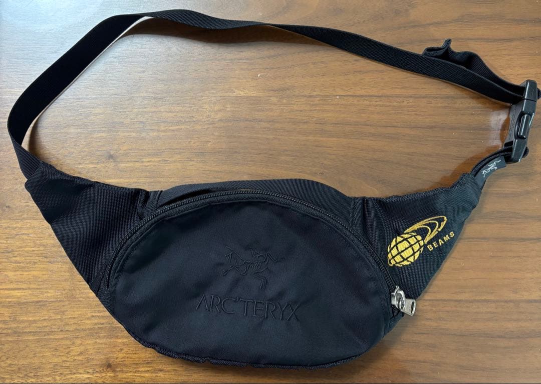 ARC'TERYX BEAMS コラボ ウエストポーチ ブラック - メルカリ