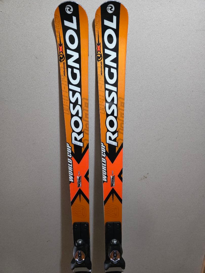 スキー ROSSIGNOL WORLD CUP RADICAL X 181cm Rossignol Radical World Cup SL skis | SidelineSwap | Buy and Sell