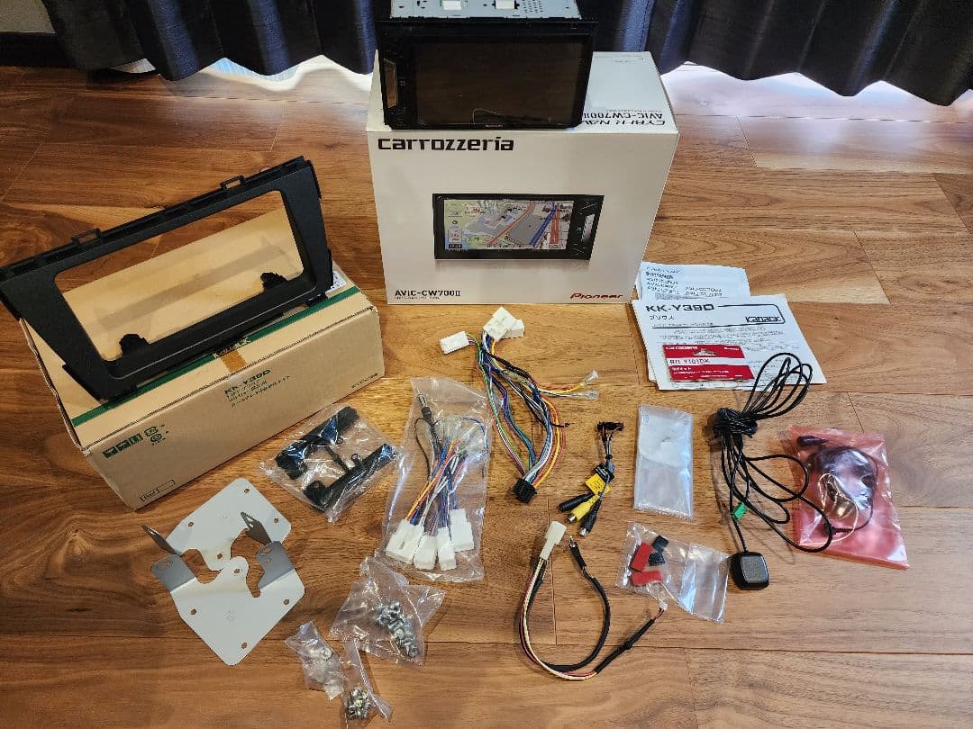 カロッツェリア サイバーナビ cw700II AVIC-CW700II/CZ700II | サイバーナビ | カーナビ・カーAV(carrozzeria