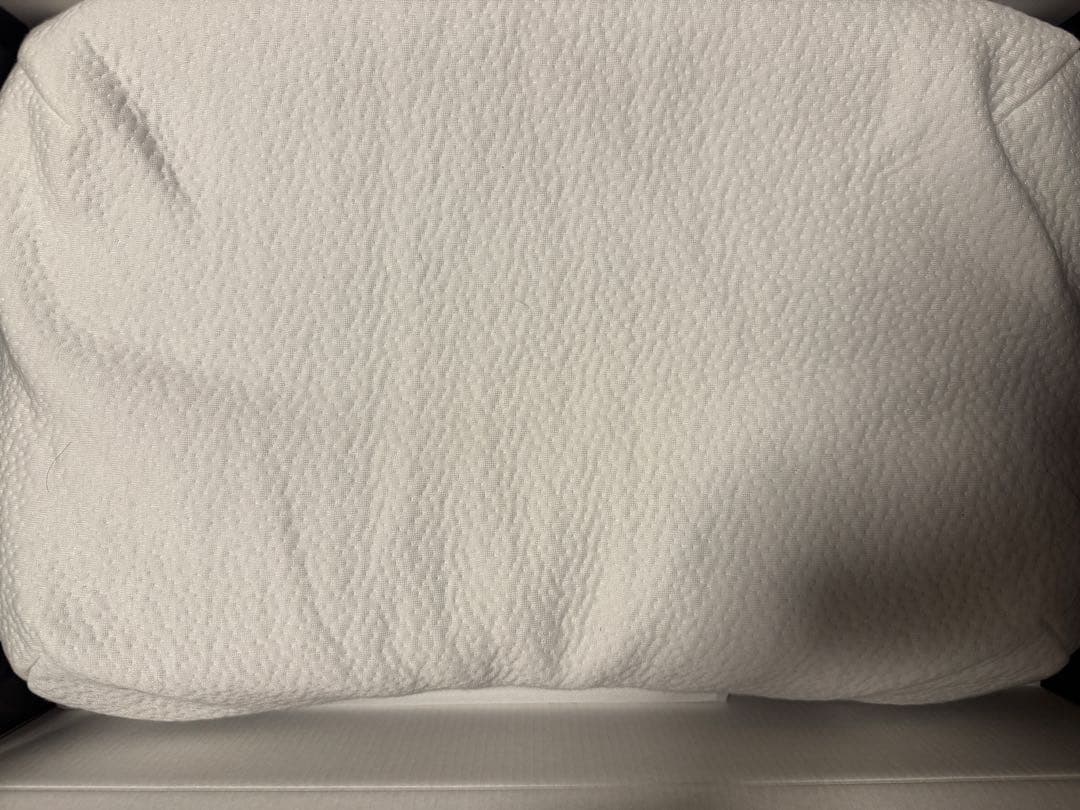 【ほぼ未使用】ヒツジのいらない枕 -Fit- ブラック テンセル枕カバー付き