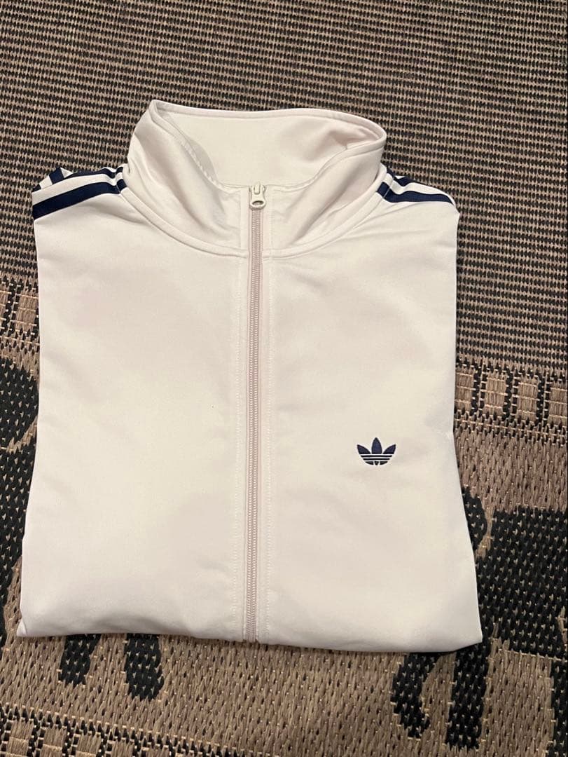 TXTヨンジュン着用 adidas ベッケンバウアー トラックジャケット