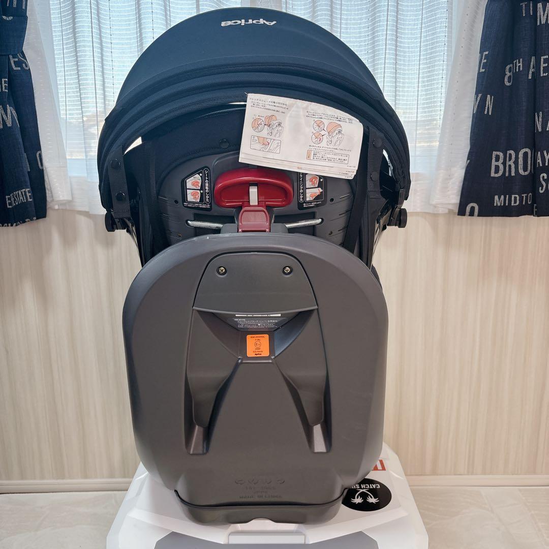 未使用級】アップリカ☆ディアターンプラスプレミアム 回転式 シート