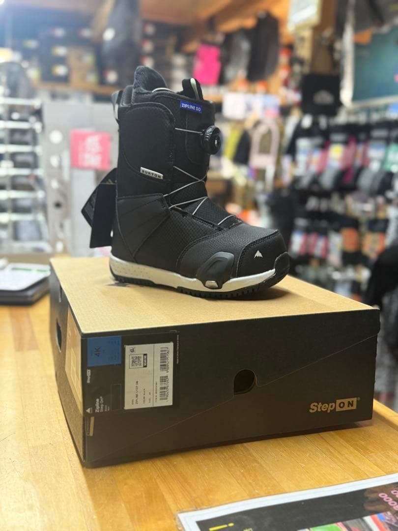 burton zipline stepon 4k 22cm 新品未使用 バートン Kids' Burton Zipline BOA® Snowboard Boots | Burton.com Winter 2024 US