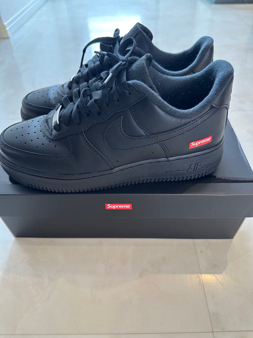 靴 Supreme nike AIR FORCE 1 25.5cm