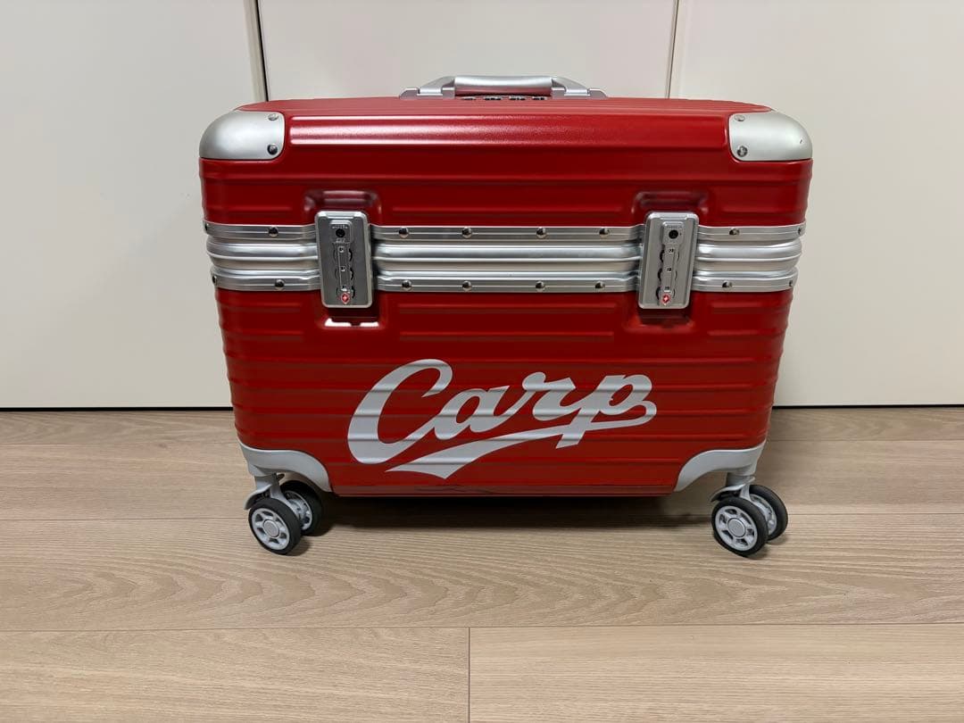 広島東洋カープ Carp 赤 パイロットケース - メルカリ
