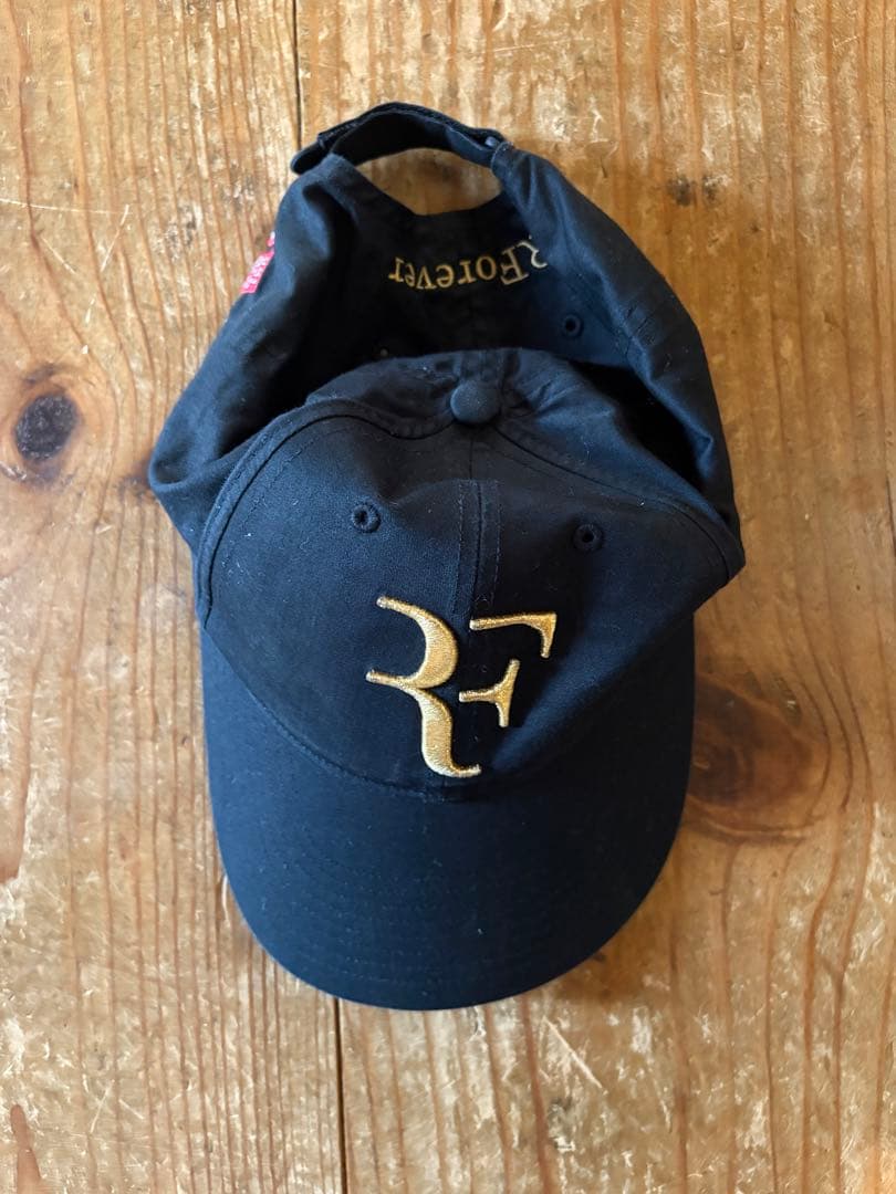 RFロゴ刺繍キャップ RForever - メルカリ
