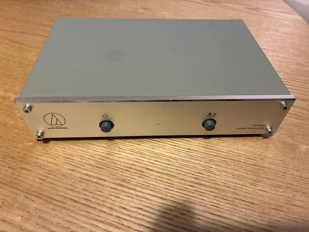 Audio-Technica AT-PEQ30 フォノプリアンプ AT-PEQ30 Phono Equalizer | Audio-Technica