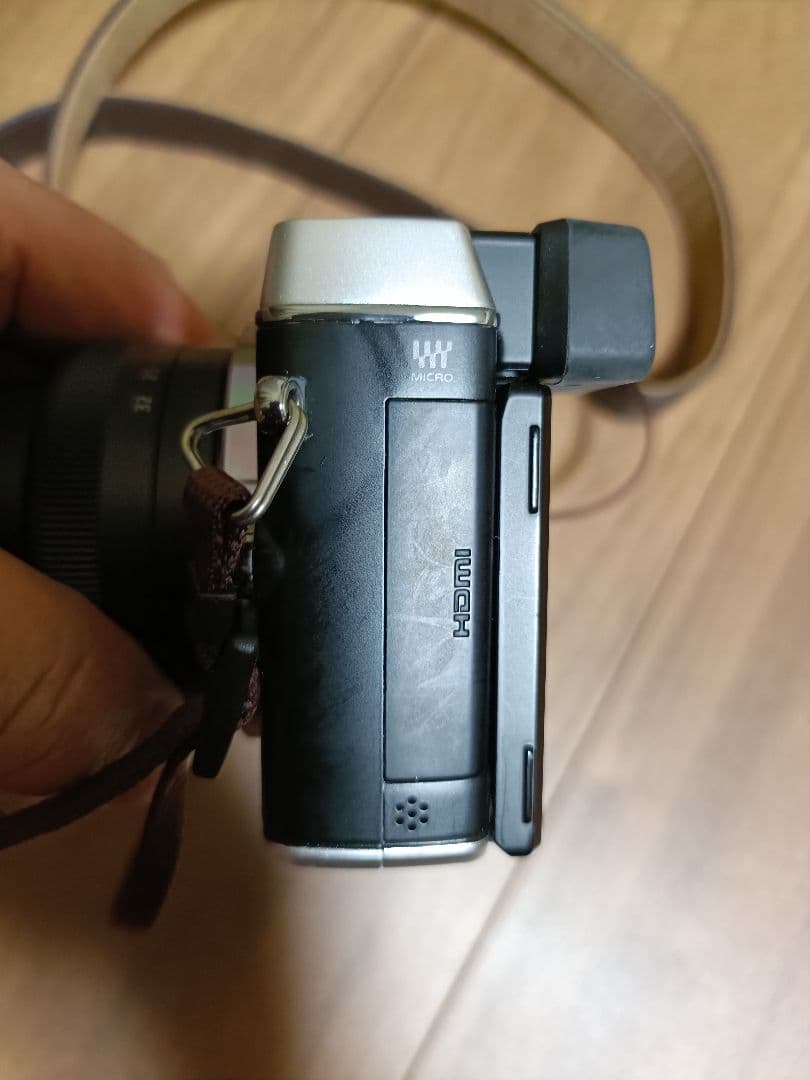 美品 Panasonic LUMIX DMC-GX7 シルバー+12-32mm付 - メルカリ