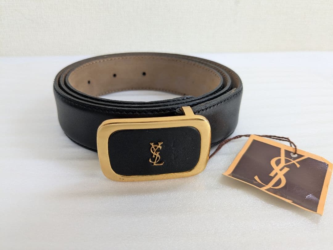 イヴサンローラン ベルト 革 黒 ゴールド ヴィンテージ ヴィンテージ イヴ・サンローラン レザーベルト：ブラック＆ゴールド