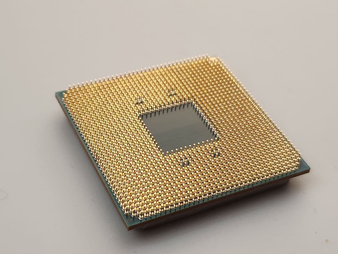 AMD Ryzen 3700X CPU + 純正クーラー（未使用） - メルカリ