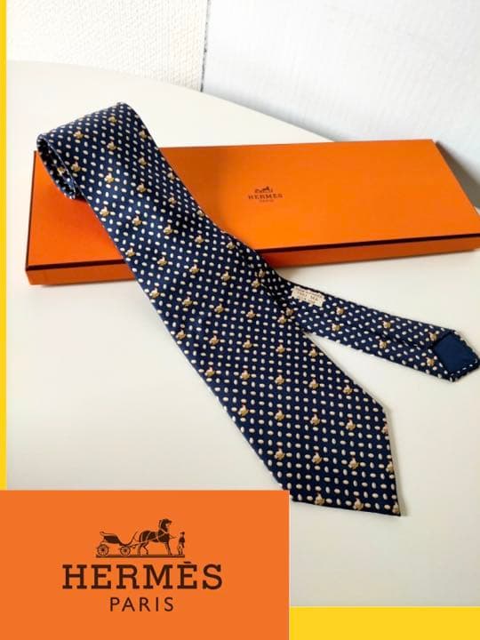 美品レア柄HERMES エルメスシルクネクタイフランス製　ニワトリ卵 ロゴ 楽天市場】【アパレル】HERMES エルメス ネクタイ シルク100% 狐