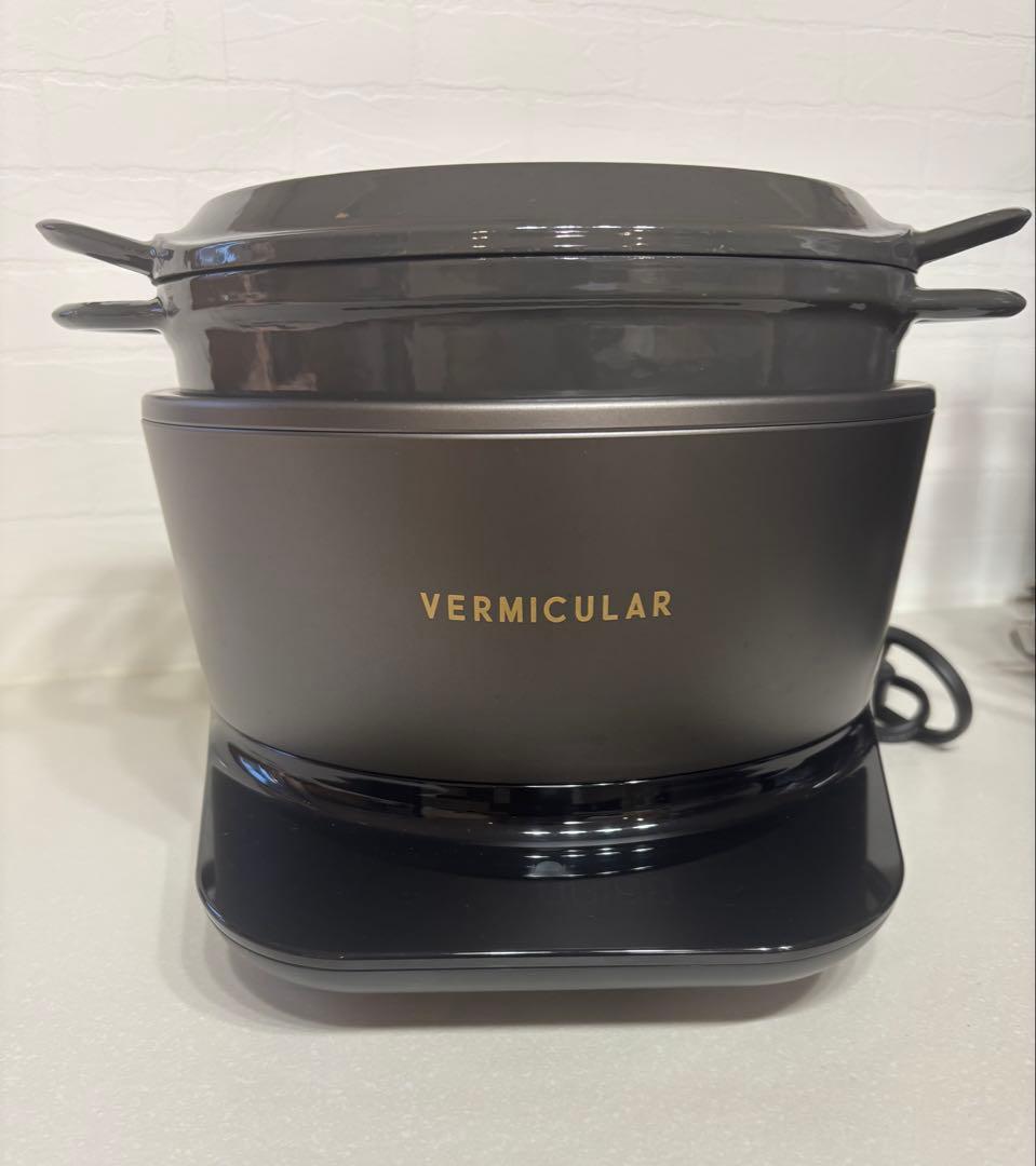 美品　バーミキュラ ライスポット 5合炊き トリュフグレー Amazon｜バーミキュラ ライスポット 5合炊き 炊飯器 トリュフグレー