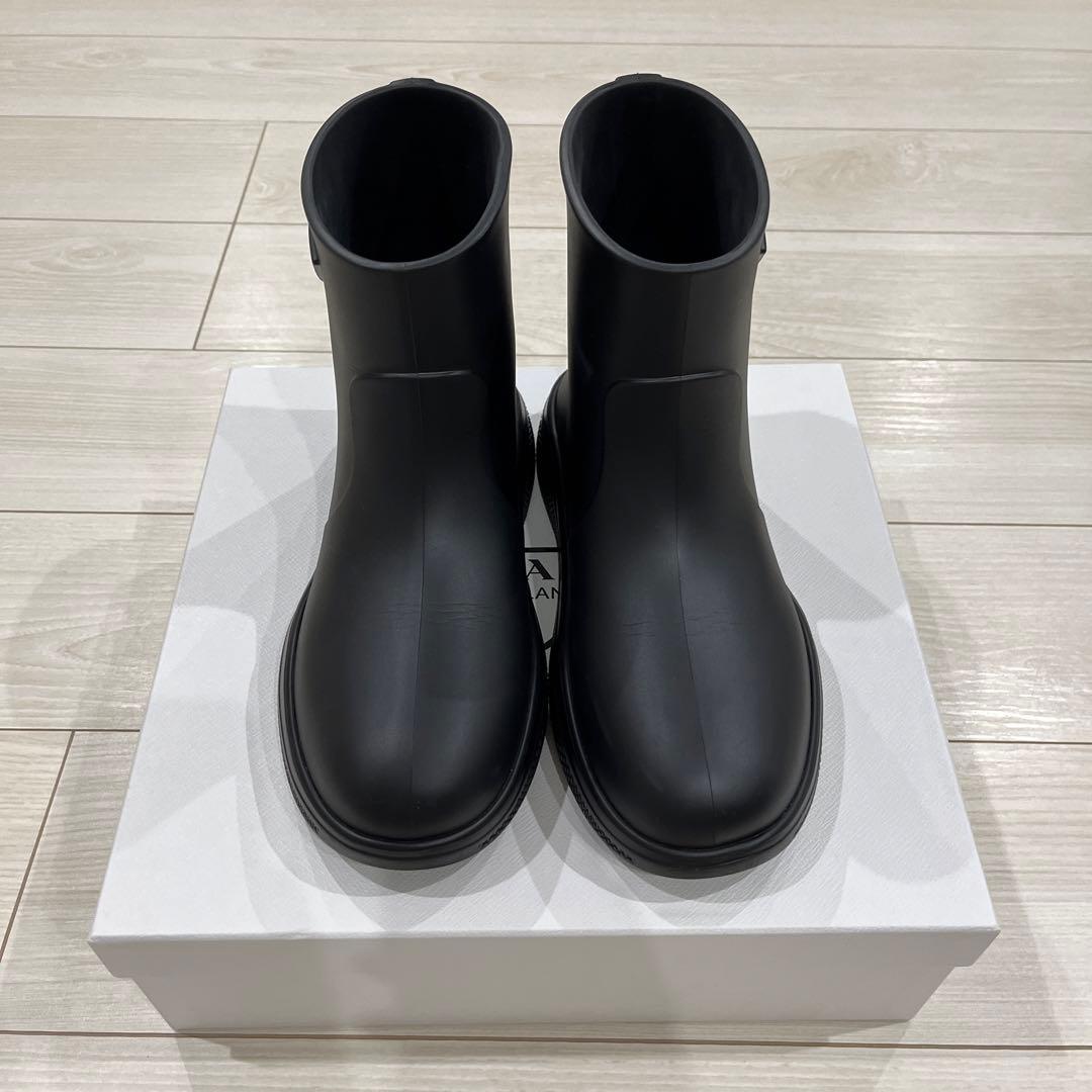 靴 PRADA CALZATURE DONNA RAIN BOOTS Prada Rubber Logo Pull-On Rain Booties size 36 | eBay
