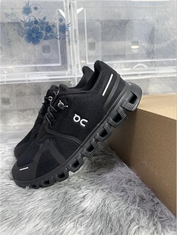 On Cloud 6 ランニングシューズ 24.5cm ブラック