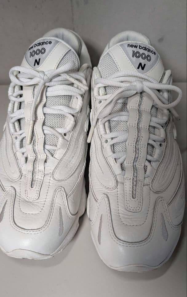 美品】New Balance atmos限定 M1000BWスニーカー - メルカリ