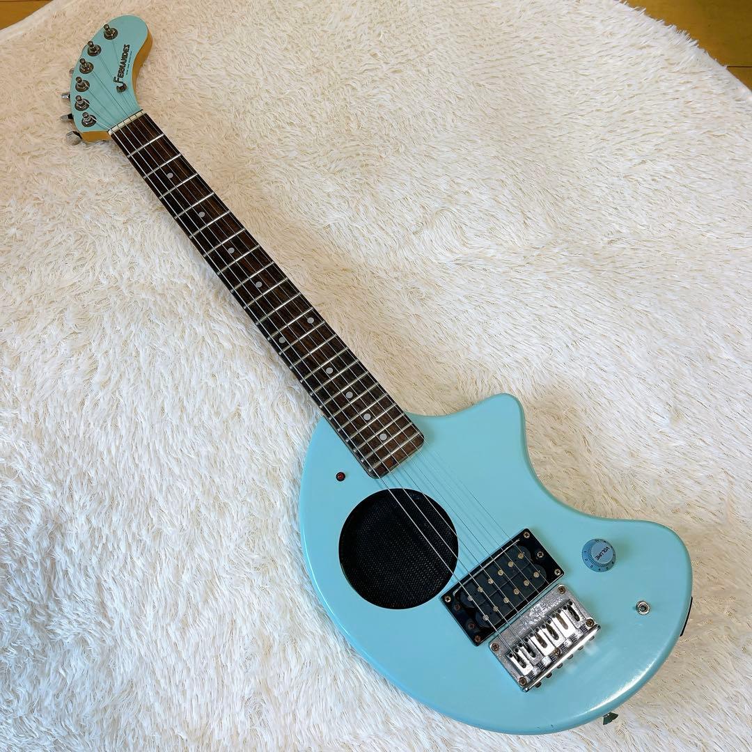 ZO-3 アンプ内蔵ミニギター エレキギター - メルカリ