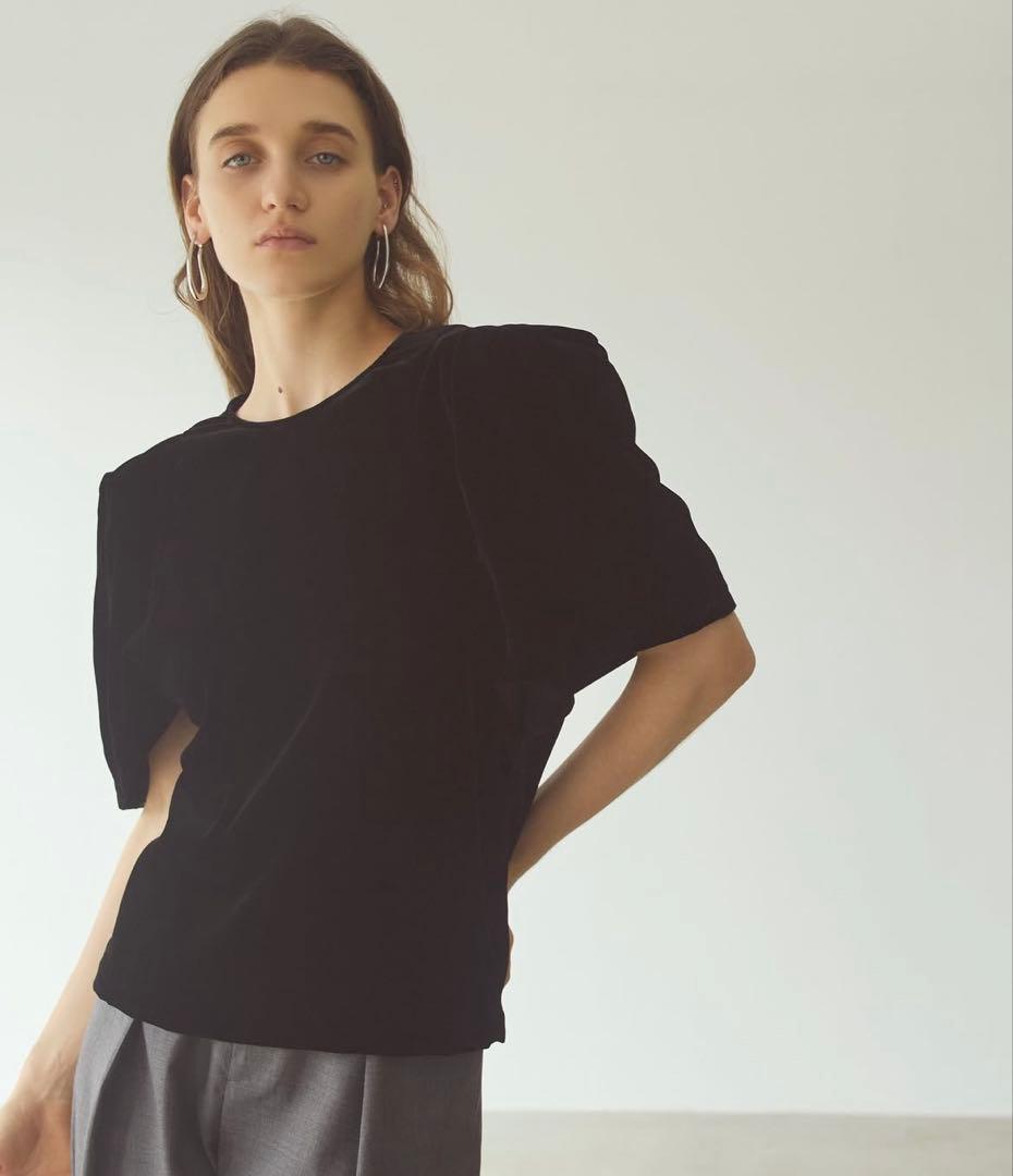 Cygne シーニュ ベロアトップス - メルカリ