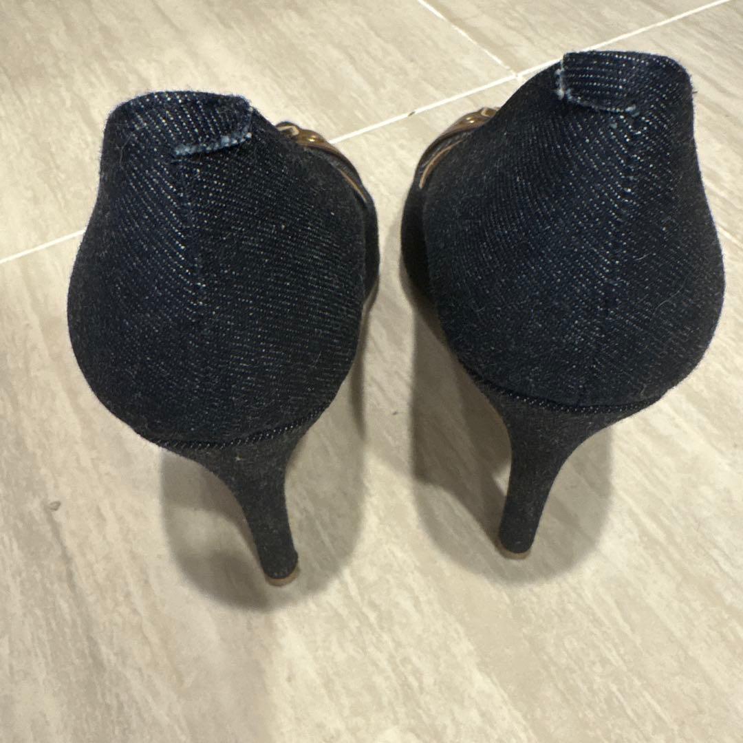 DIANA デニムパンプス バイカラー ポインテッドトゥ バックル - メルカリ