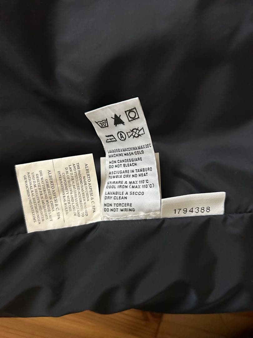 美品】Aspesi アスペジ ダウンコート ネイビー M 干場 - メルカリ