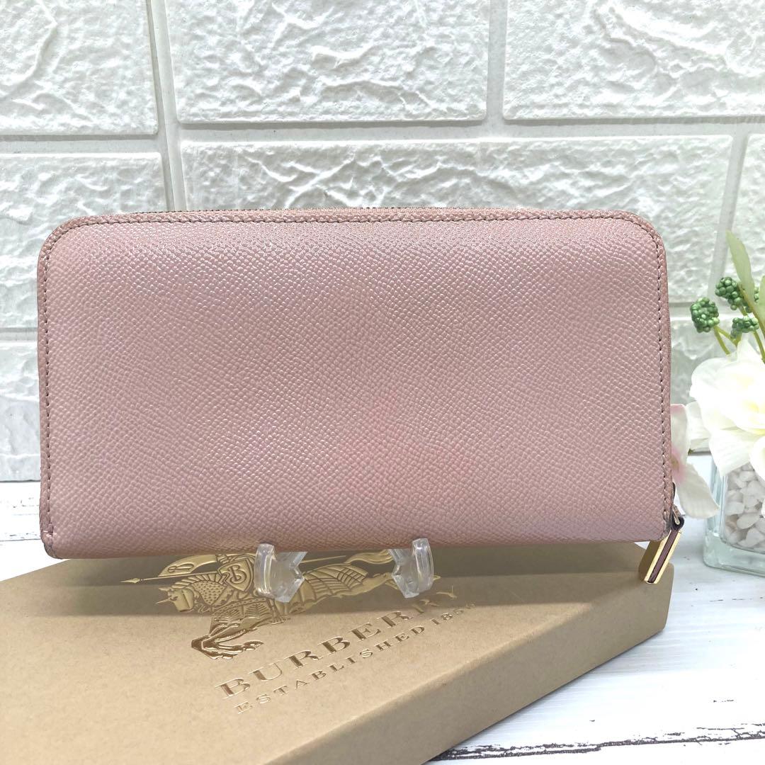 可愛い❣️BURBERRY バーバリー長財布ラウンドファスナーブランド