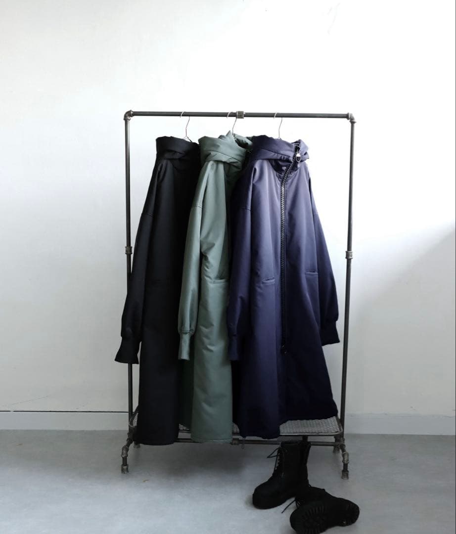 antiqua アンティカ ビックジッパーコート 新品 ダークパープル - メルカリ