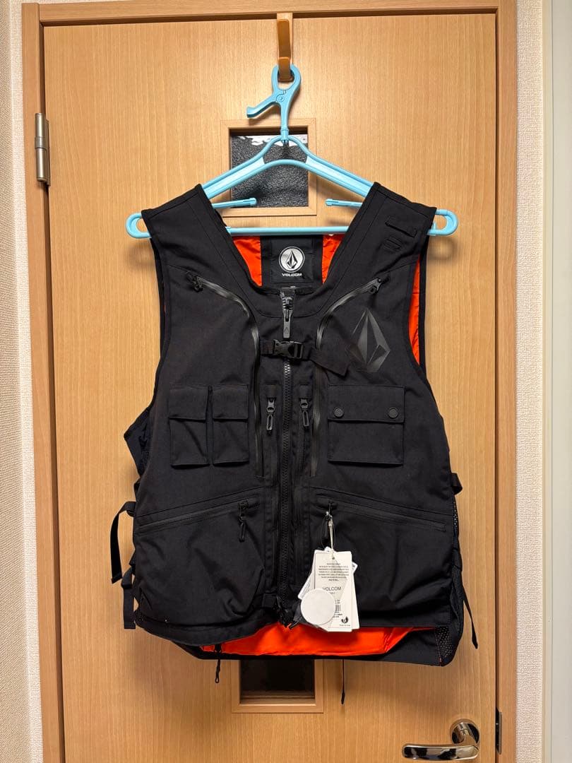 VOLCOM ボルコム IGUCHI SLACK VEST Mサイズ - メルカリ