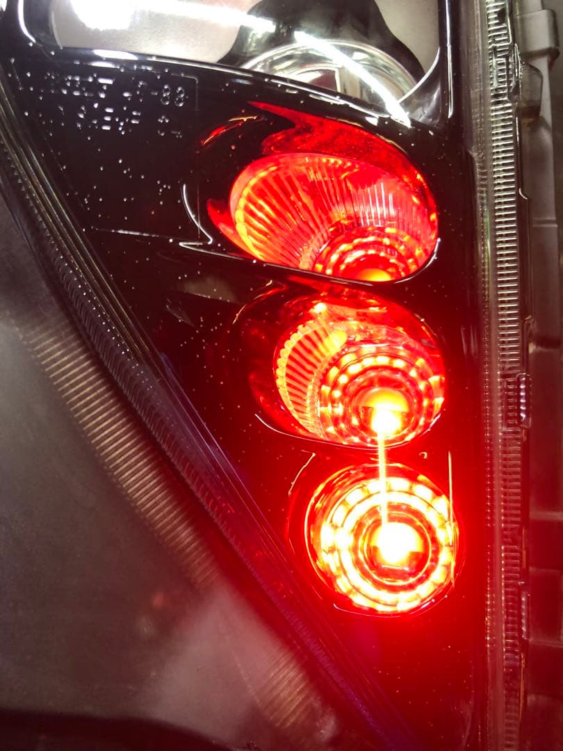 プリウス50 前期 メッキ 3連RGBカラーチェンジ h11バルブ交換式フォグ