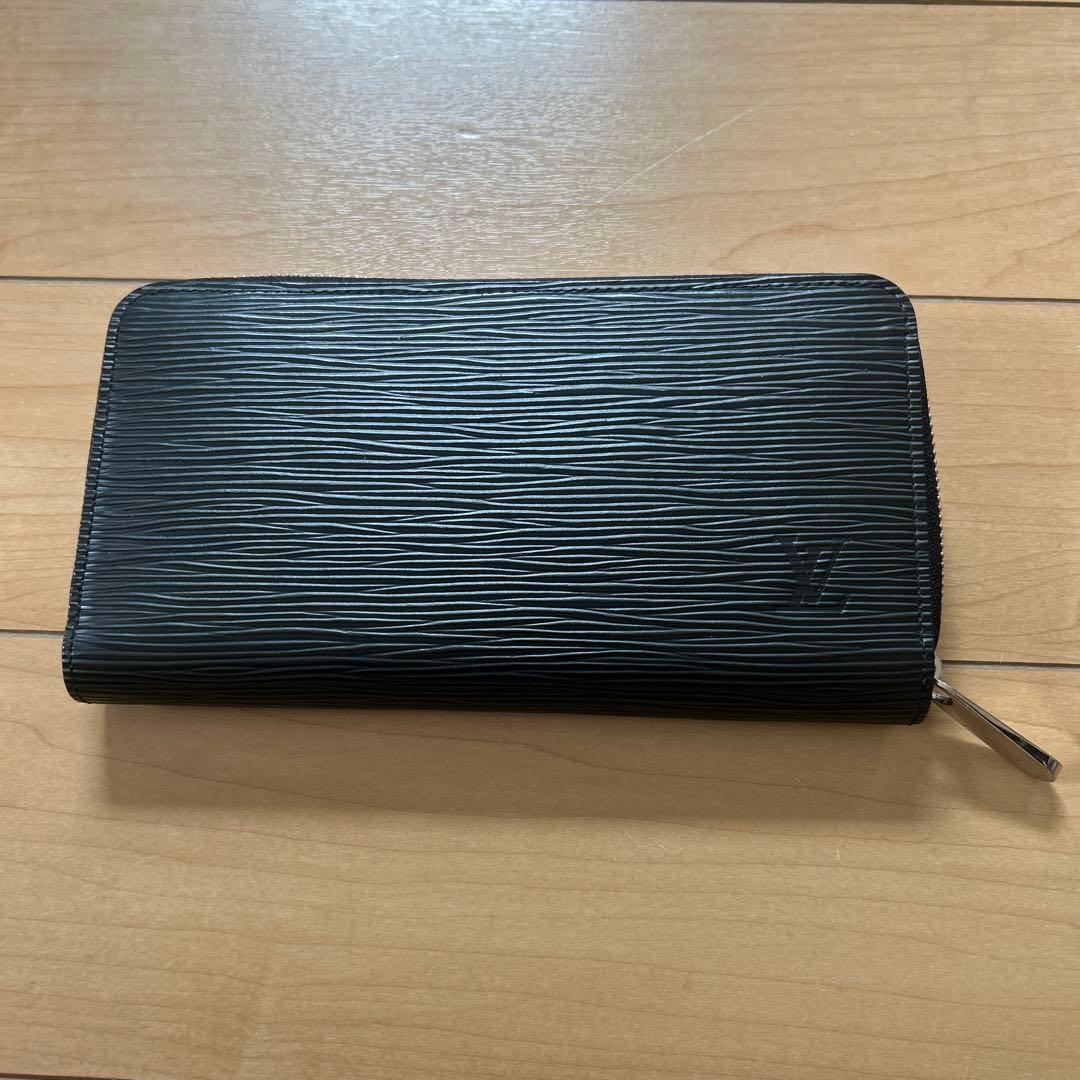 Louis Vuitton エピレザー 長財布 ブラック - メルカリ