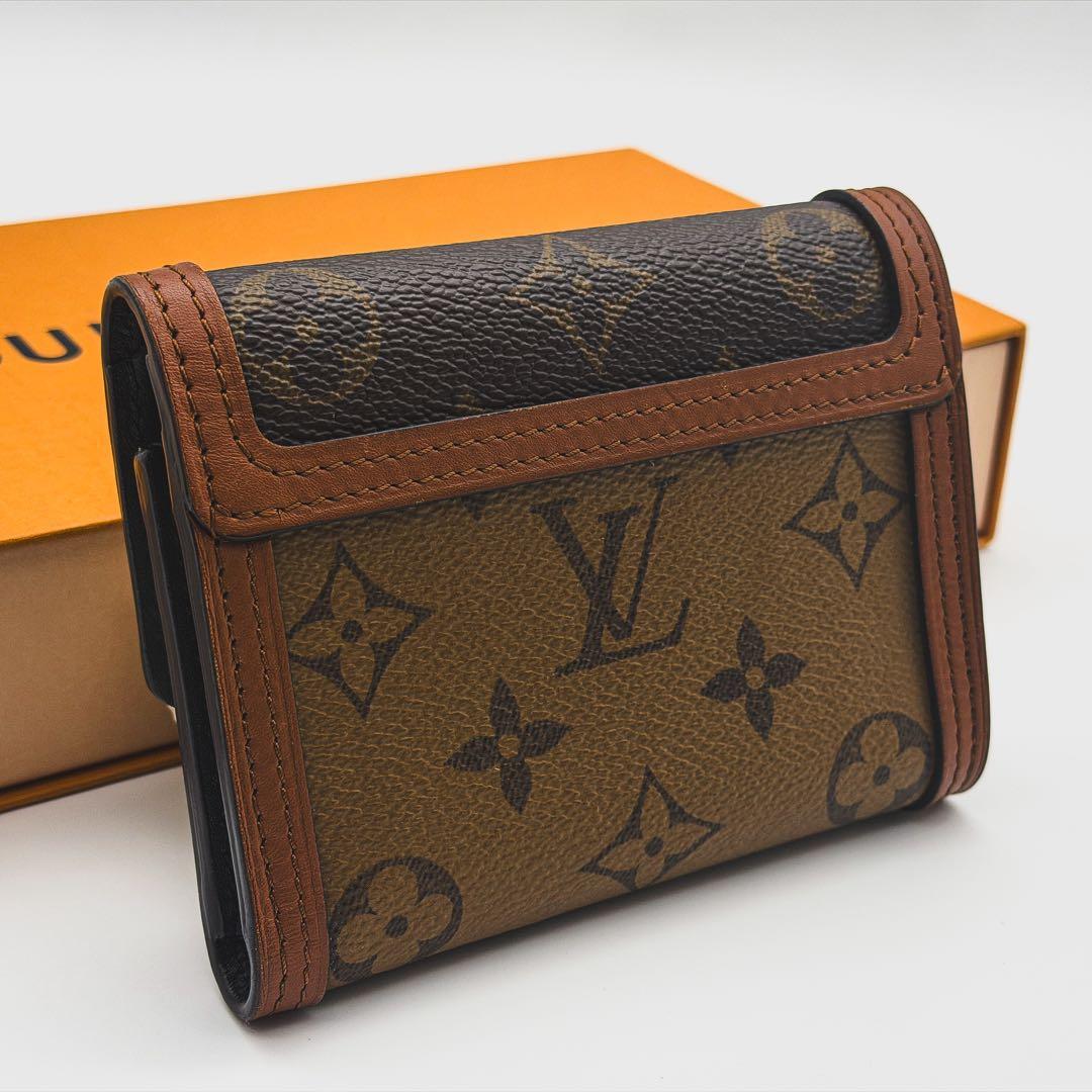未使用級】ルイヴィトン モノグラム ドーフィーヌ コンパクト RFID