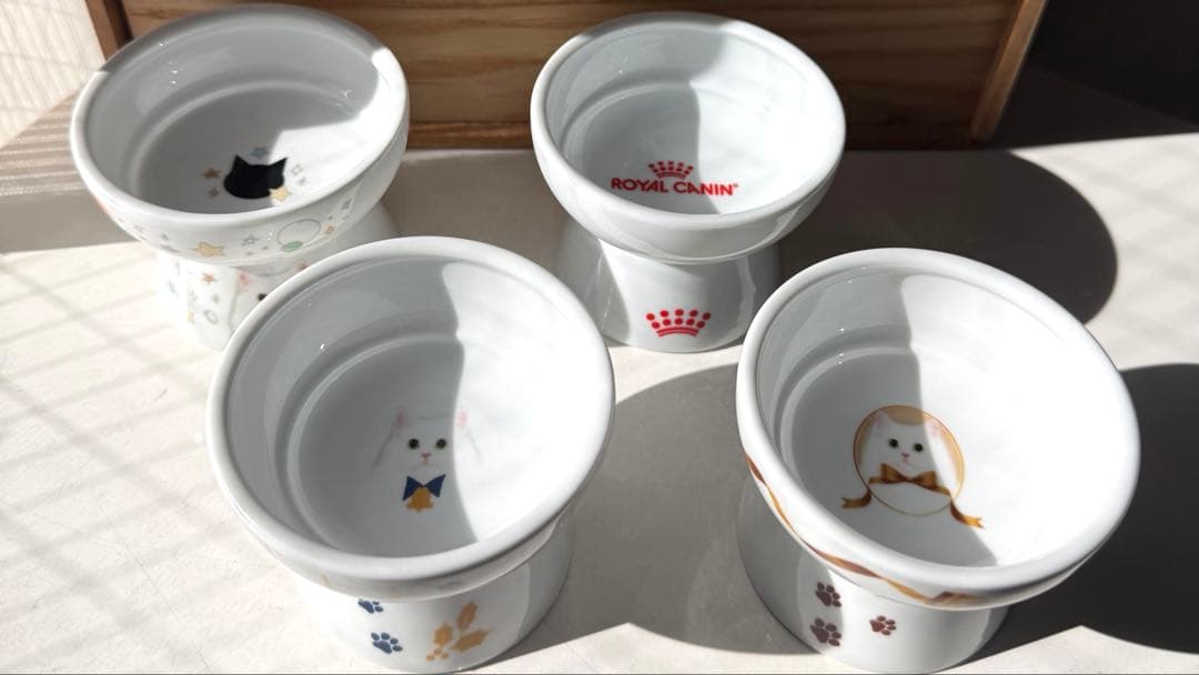 猫壱　ハッピーダイニング　おやつ皿　限定柄 猫壱 ハッピーダイニング おやつ皿 猫柄 猫用食器 | ペット用品（犬