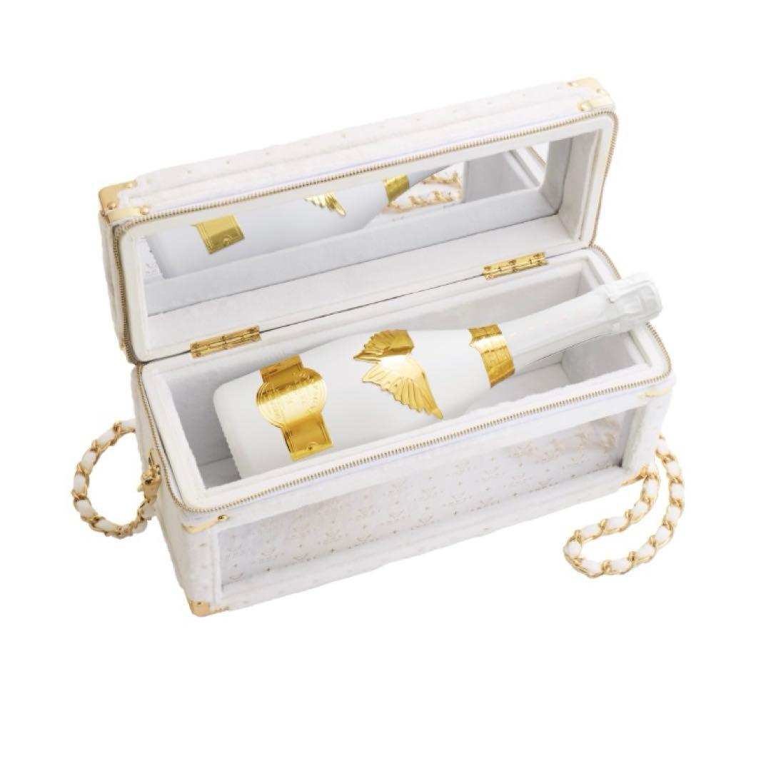 エンジェル シャンパン ホリデーエディション ファー ジップ ゴールド