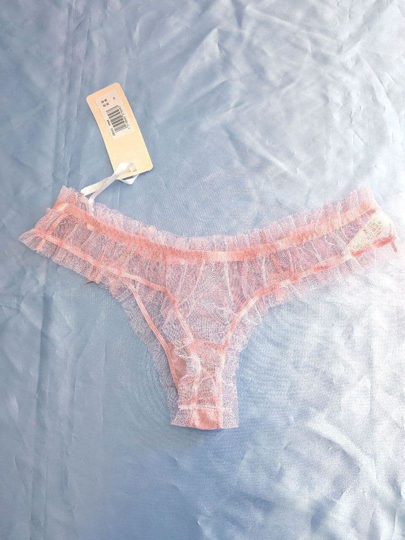 イギリス高級ランジェリー　CHARNOS　ブラ　タンガ　ガーターベルト　セット