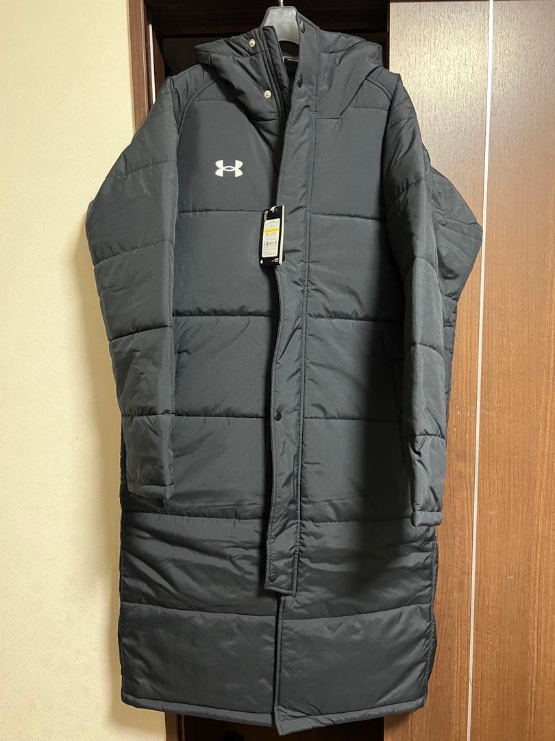 Under Armour ベンチコート 新品未使用Mサイズ ブラック UNDER ARMOUR（アンダーアーマー） ベンチコート 中綿 メンズ UAロゴ