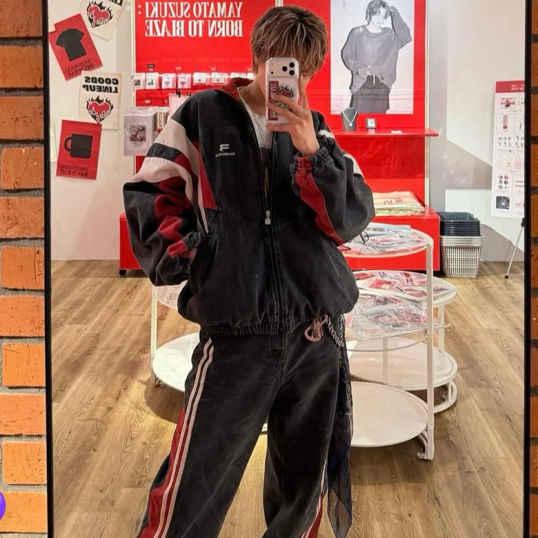 BALENCIAGAバレンシアガ デニムトラックパンツ デムナ - メルカリ